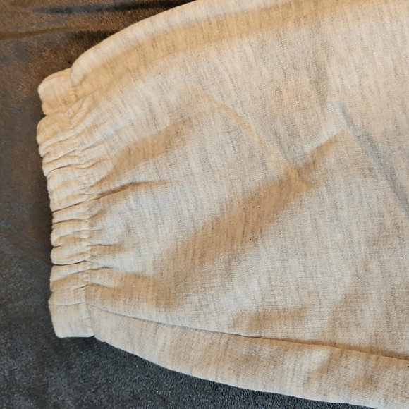 NWT Pretty Little Things Tall sports academy puff print Joggers Sweat Pants sz S - Picture 3 of 8